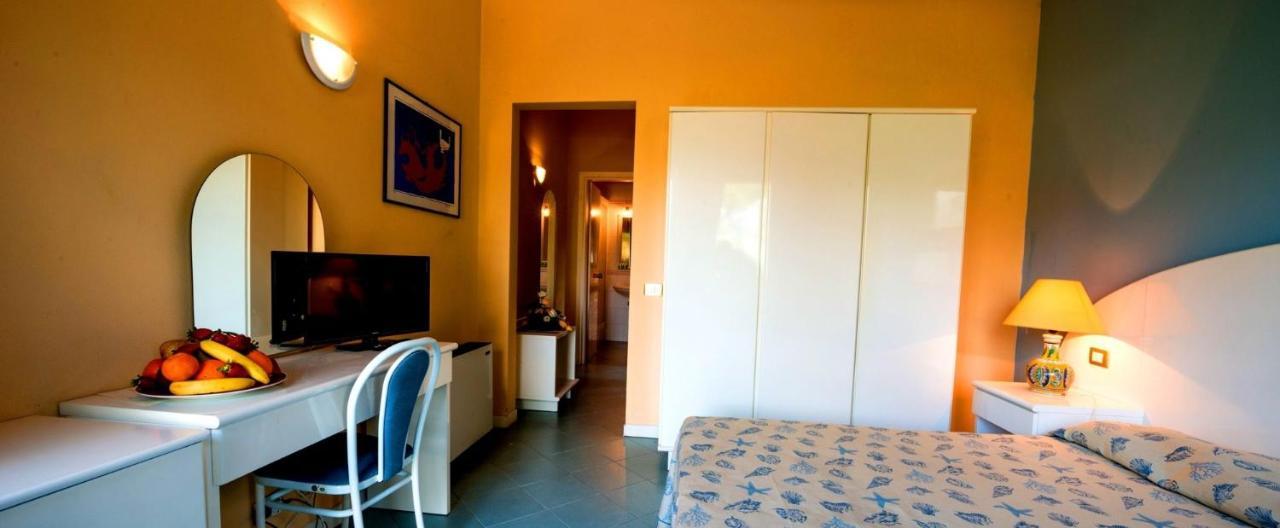 Th Cinisi - Florio Park Hotel Εξωτερικό φωτογραφία
